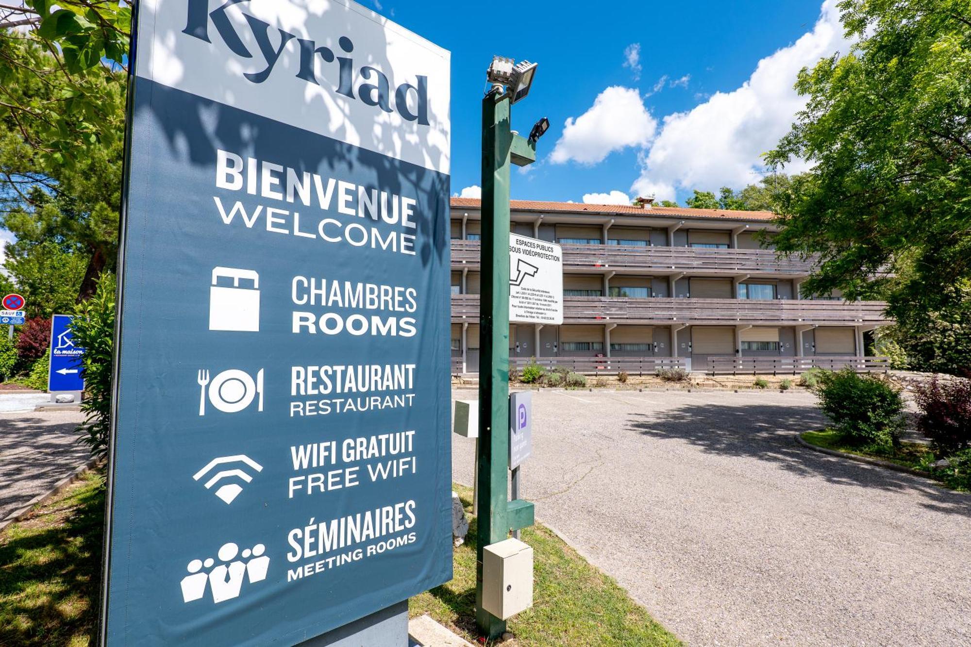 Kyriad Digne-Les-Bains Buitenkant foto